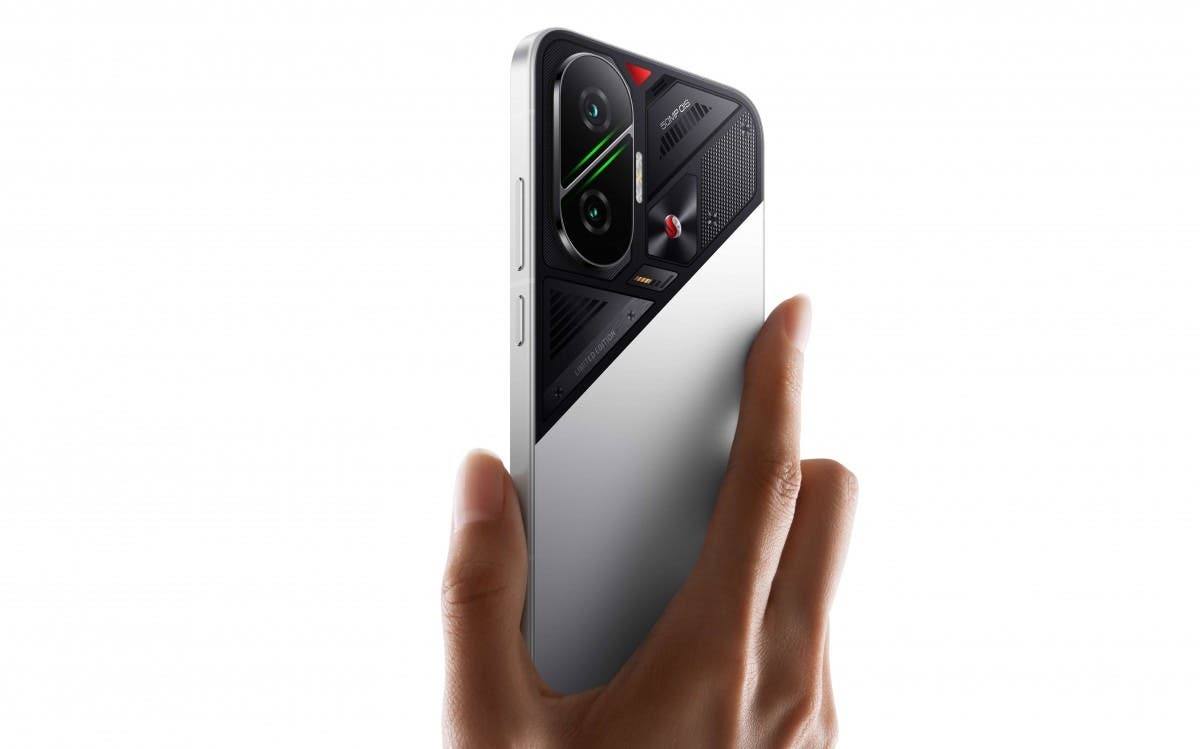 Poco F7 επίσημα